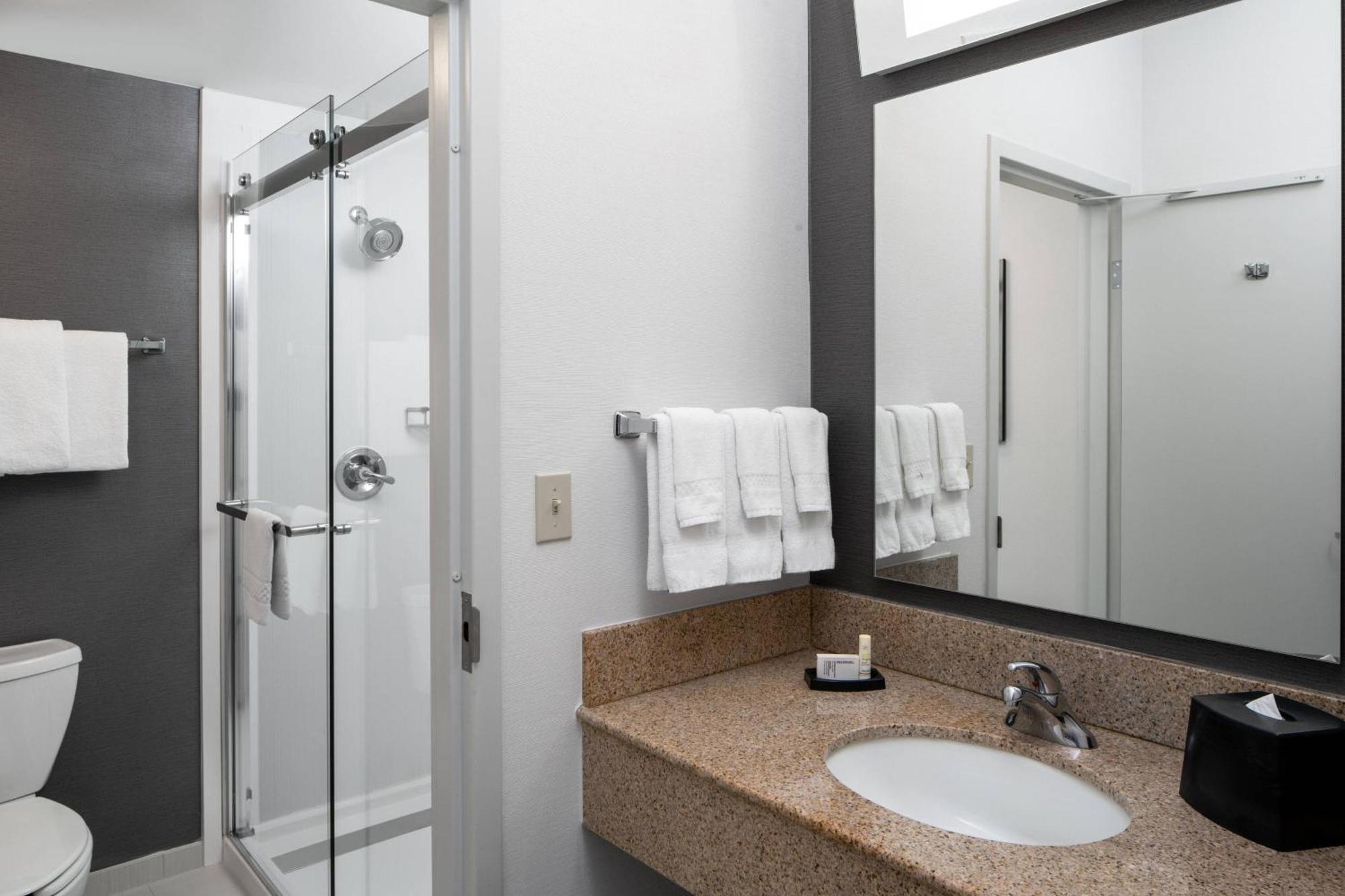 Courtyard By Marriott Dulles Airport Herndon/Reston Экстерьер фото