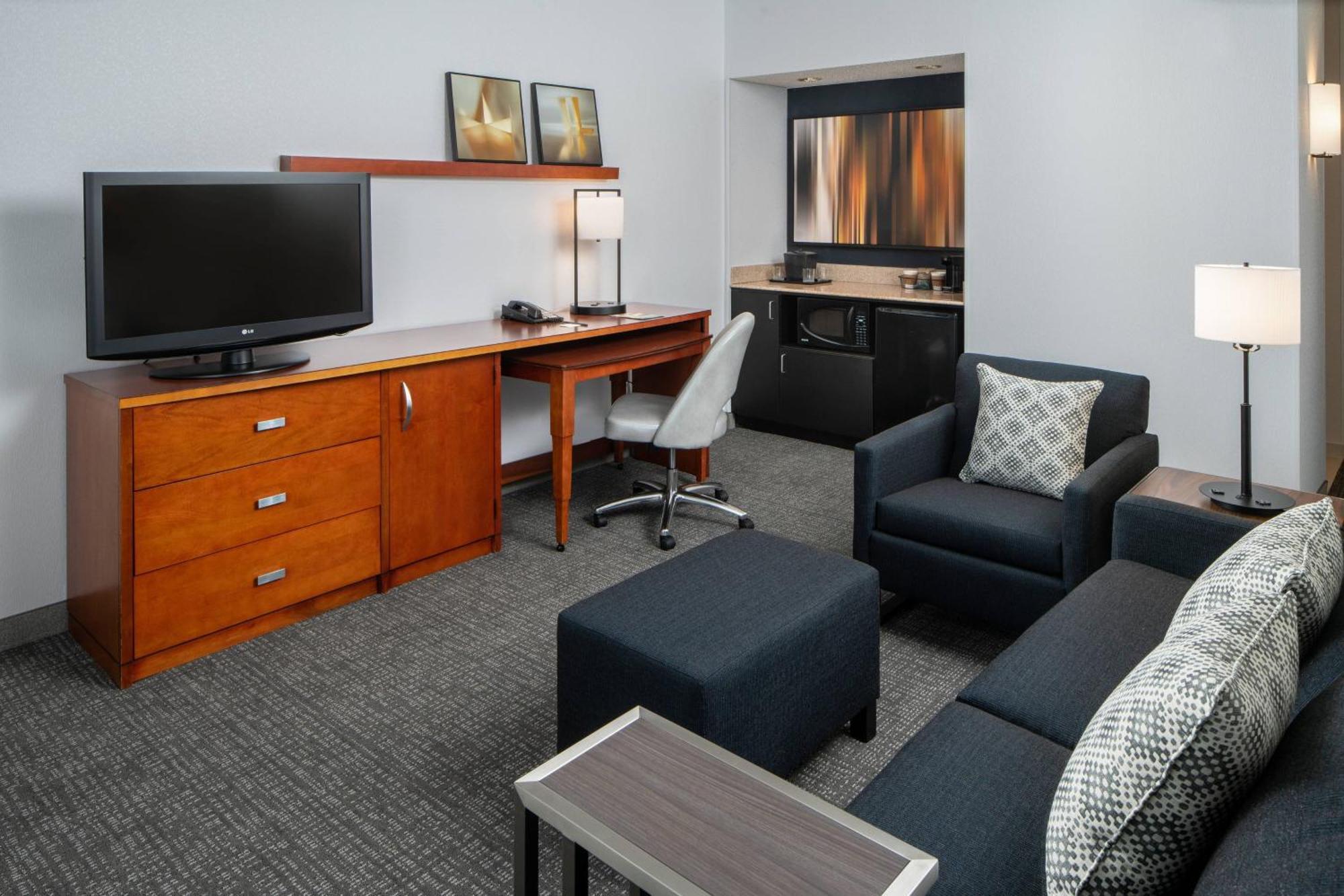 Courtyard By Marriott Dulles Airport Herndon/Reston Экстерьер фото