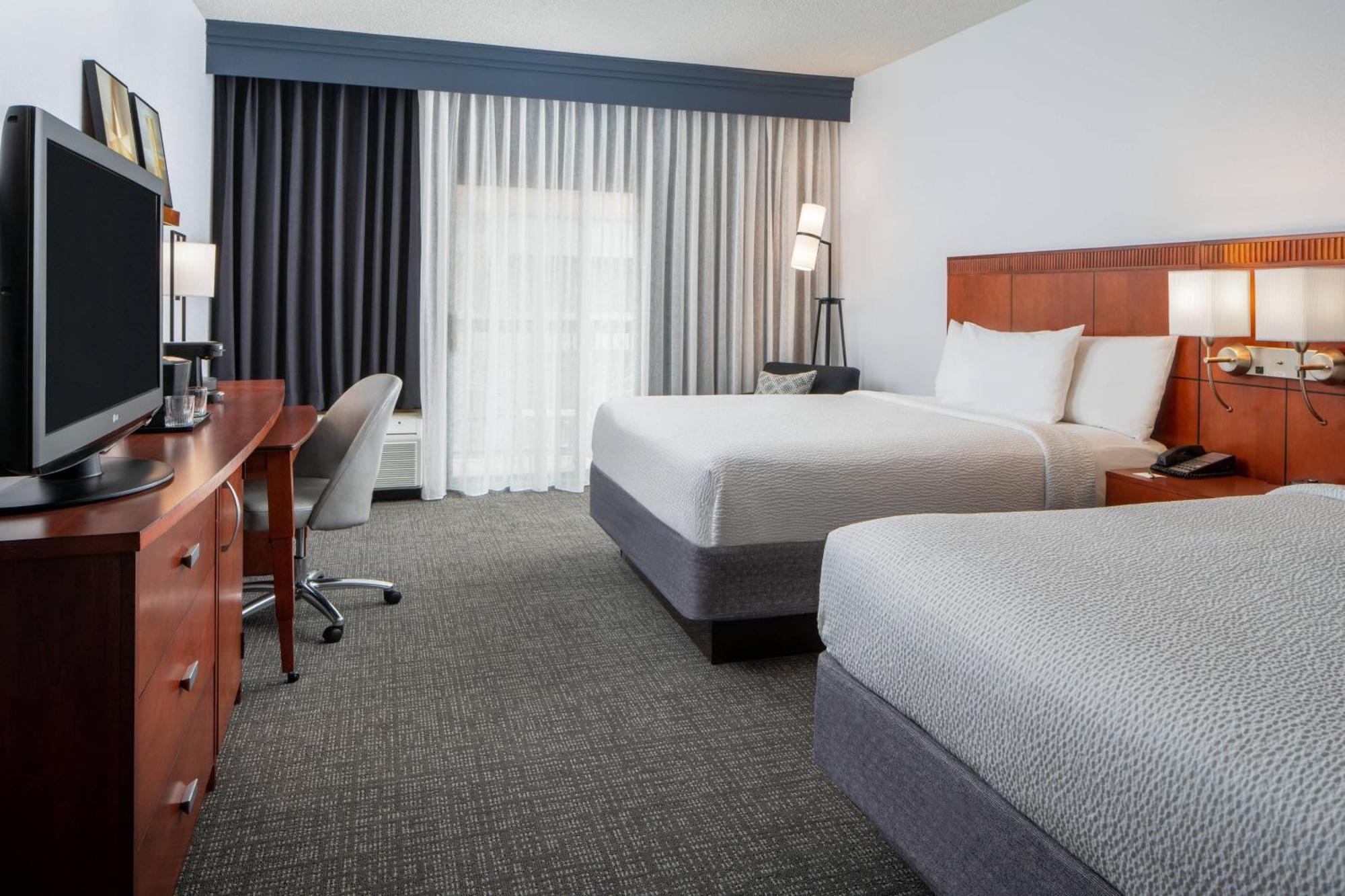 Courtyard By Marriott Dulles Airport Herndon/Reston Экстерьер фото