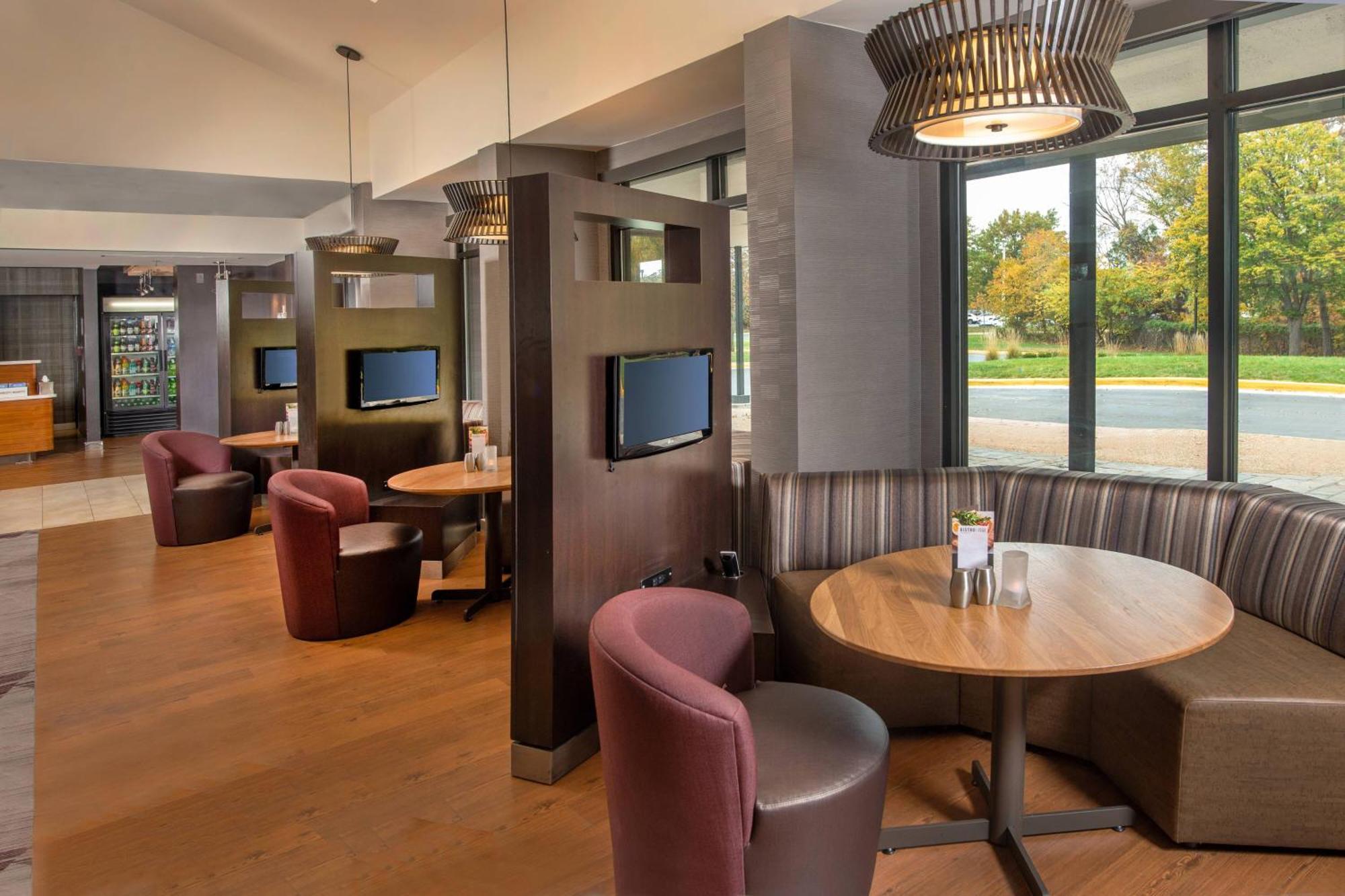 Courtyard By Marriott Dulles Airport Herndon/Reston Экстерьер фото