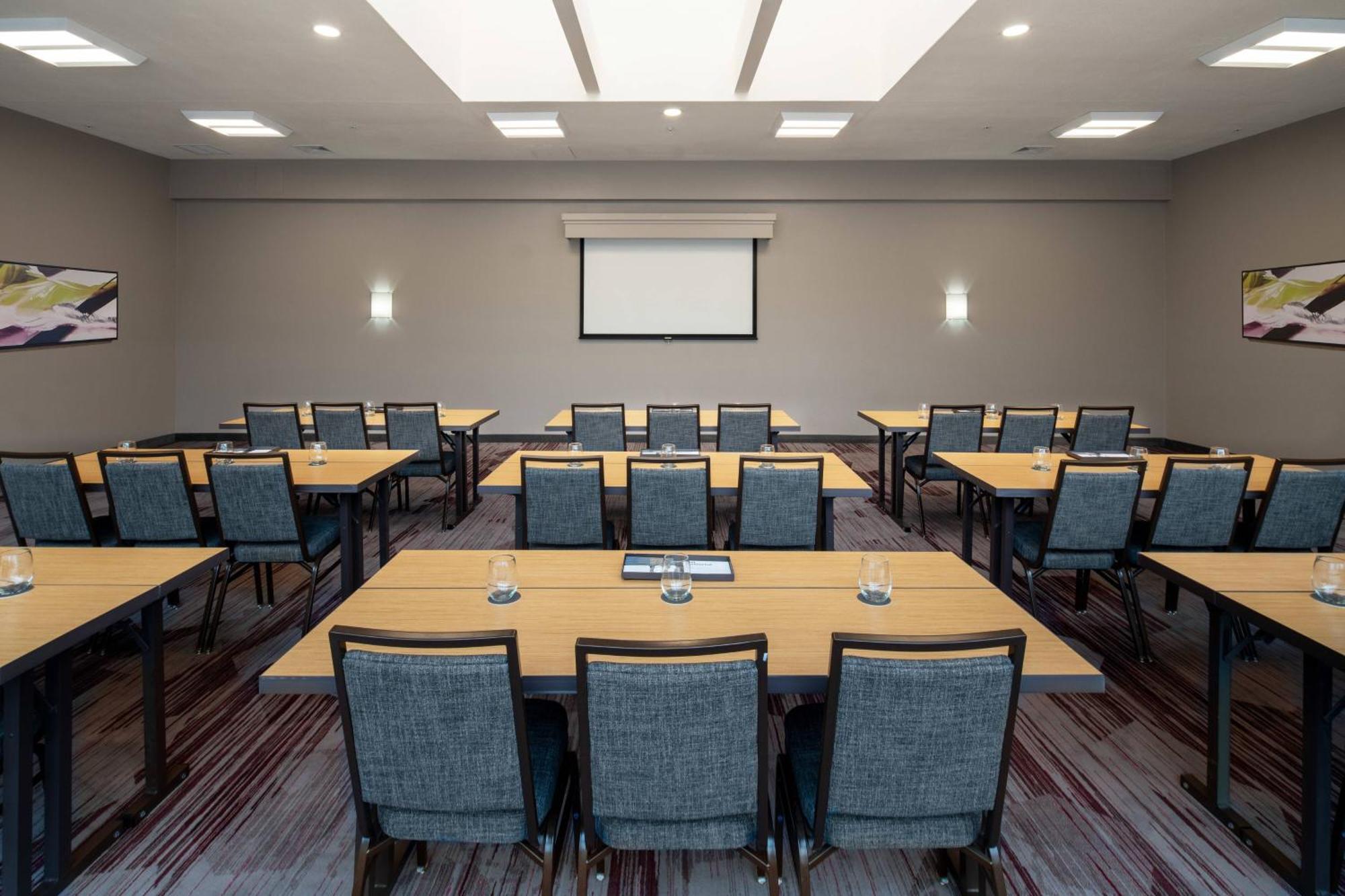 Courtyard By Marriott Dulles Airport Herndon/Reston Экстерьер фото
