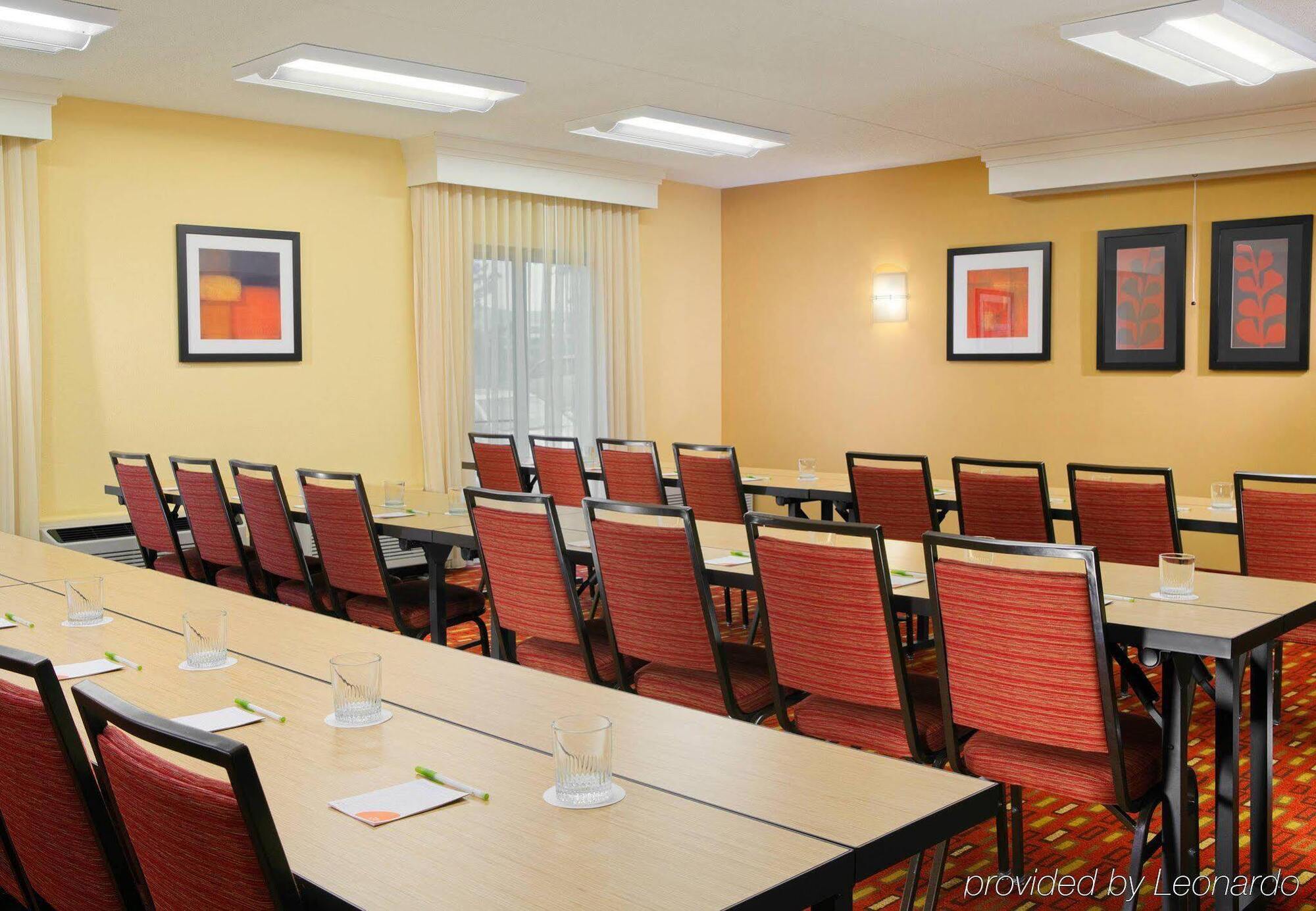 Courtyard By Marriott Dulles Airport Herndon/Reston Экстерьер фото